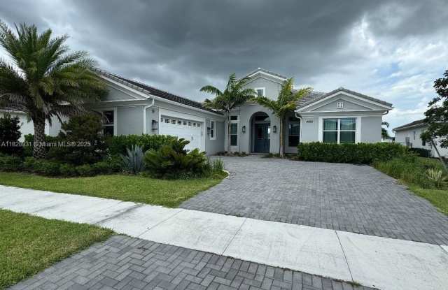 4691 Estates Circle photos photos