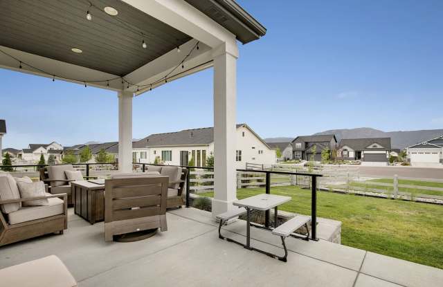 17552 Lucky Penny Lane Gallery 3