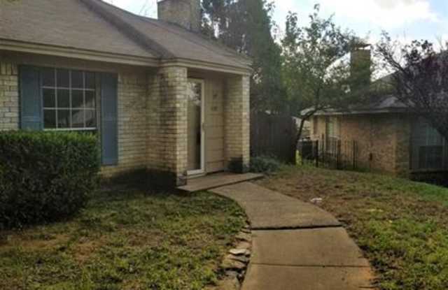 639 Overlook Court Gallery 2