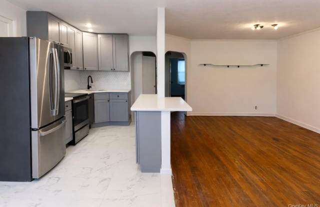 19-16 150th Street Gallery 4