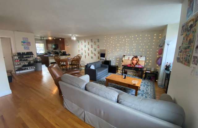 HOT MISSION HILL 4 BED!! photos photos HOT MISSION HILL 4 BED!! photos photos