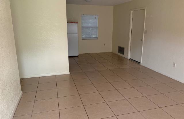 1307 Louis Ct Gallery 3