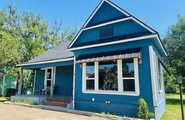 930 W Main Street photos photos