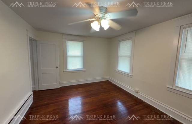 221 Lafayette Avenue - B Gallery 2