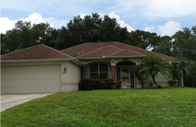 $1,795 ** 3 Bed / 2 Bath * Single Family Home photos photos