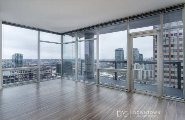 801 N Clark St photos photos