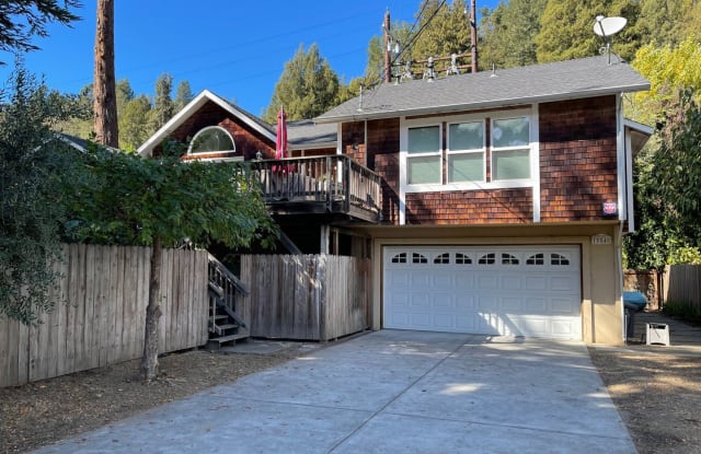 15548 Riverside Dr. - 15548 Riverside Dr, Guerneville, CA 95446