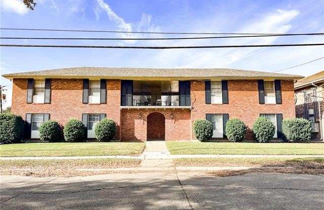 800 MARTIN BEHRMAN Avenue photos photos