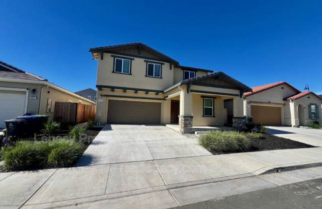 3215 Center Dr - 3215 Center Drive, Fairfield, CA 94533