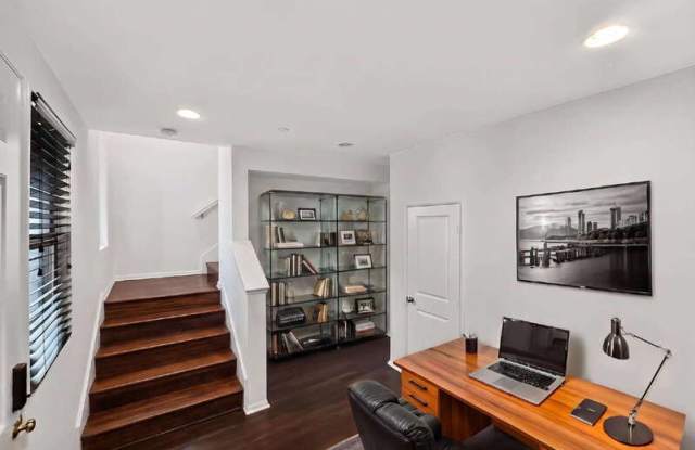 1844 North Orizaba Avenue photos photos