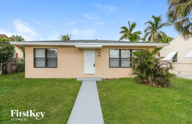 1211 South M Street - 1211 South M Street, Lake Worth, FL 33460