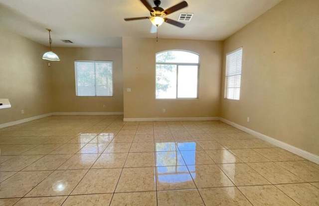 7908 Hornbeam Court Gallery 2
