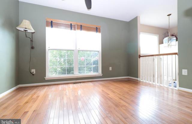 20344 ASHCROFT TERRACE Gallery 2