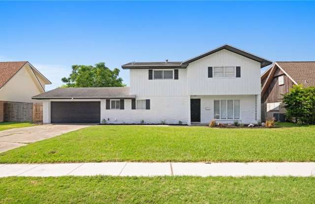 110 Chase Drive - 110 Chase Drive, Portland, TX 78374