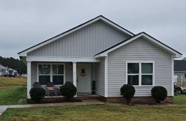 Beautiful Three Bedroom, Two Bathroom Single Family Home in Clinton, SC photos photos