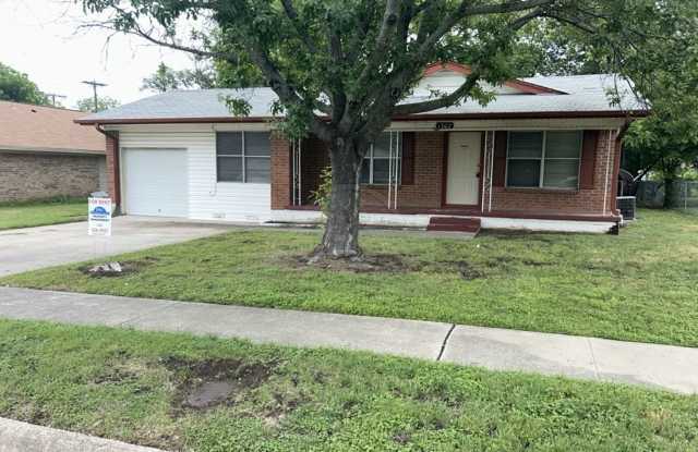 1302 Becker Dr, Killeen photos photos
