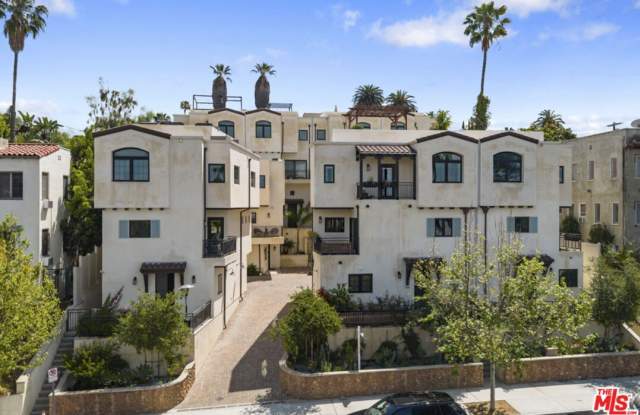 738 Parkman Ave photos photos