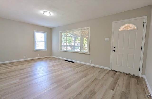 9716 Lilly Jean Drive Gallery 2