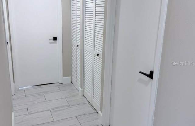 3300 COVE CAY Drive Gallery 3