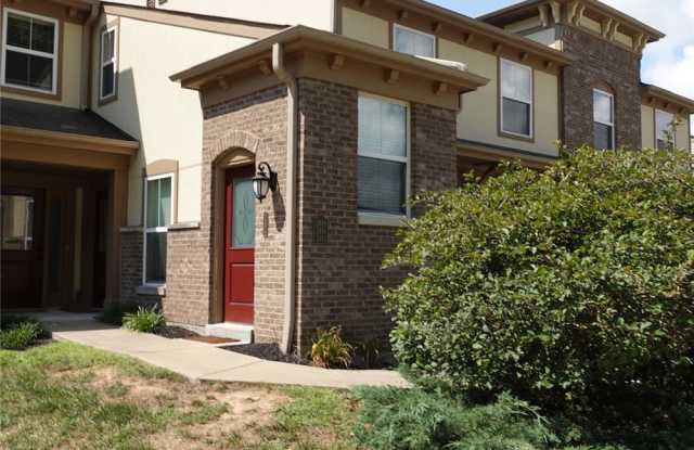 2489 Rolling Hills Dr photos photos