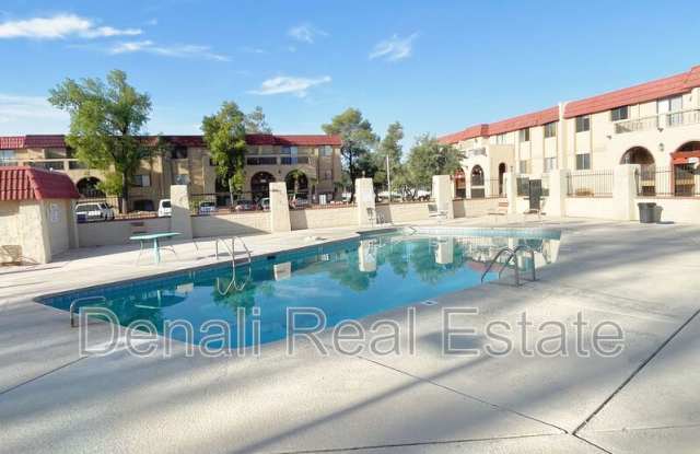 461 W Yucca Ct - 461 West Yucca Court, Casas Adobes, AZ 85740