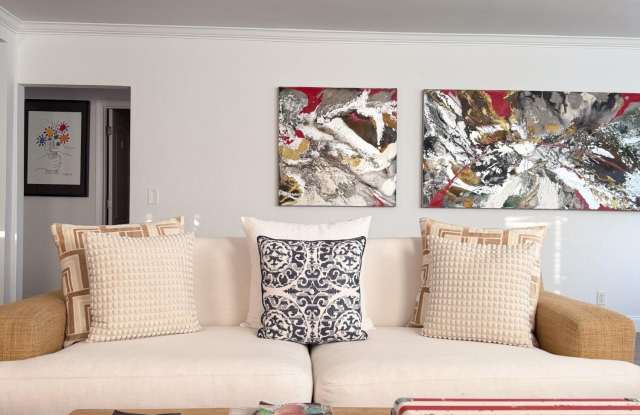 521 Hampton Road Gallery 3