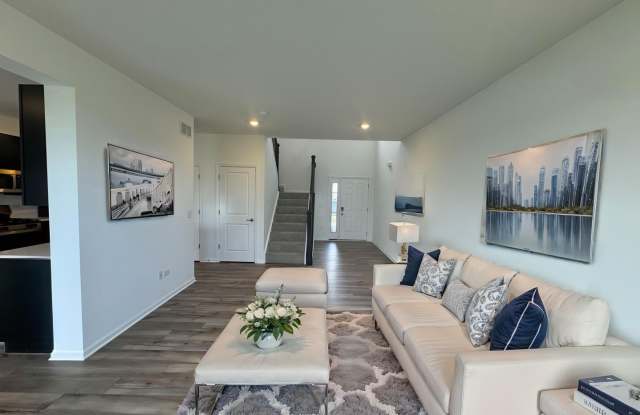 7714 Nightshade Lane Gallery 3