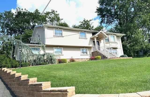 8 Towsen Road Gallery 1