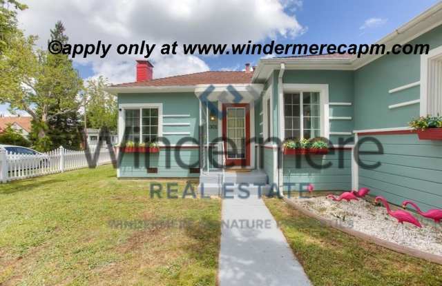 Charming Updated Home in Desirable Colonial Heights – Prime Location! photos photos