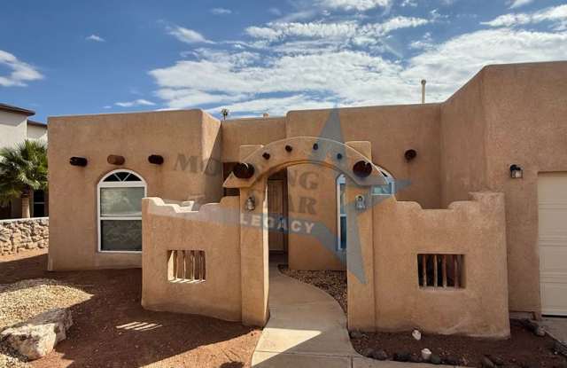 Southwestern Beauty - Excellent location! Gallery 3