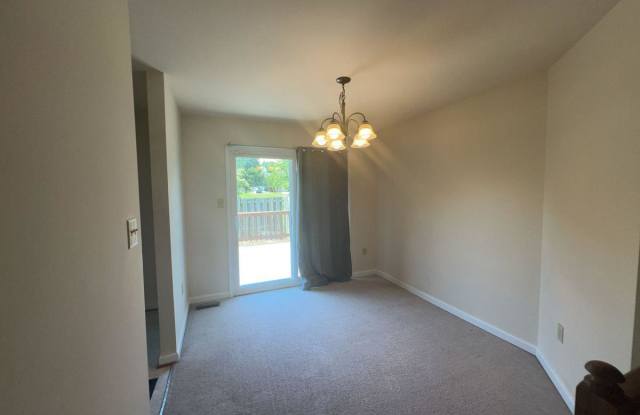 5614 Denton Ct Gallery 4