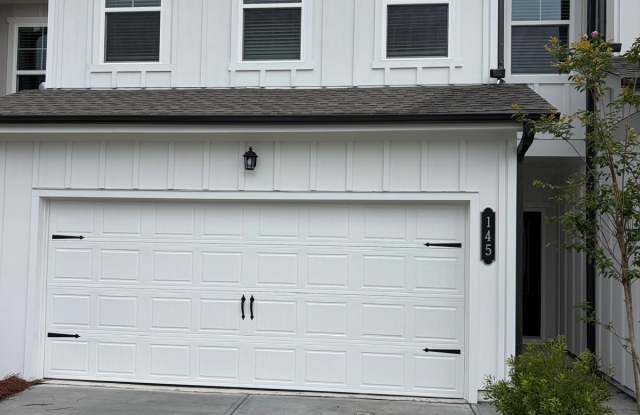 151 Milledge Commons Drive Northeast Gallery 1