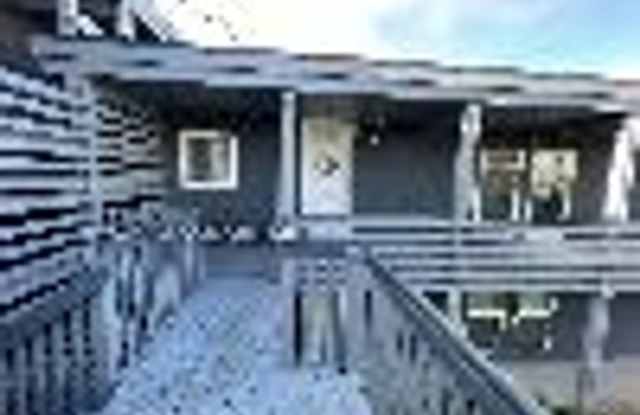 Sunsets! Location! Living here could be life changing! Gallery 4