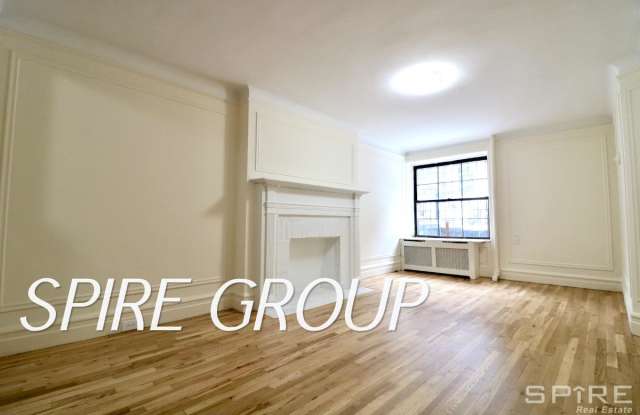 111 WEST 74th STREET Gallery 3