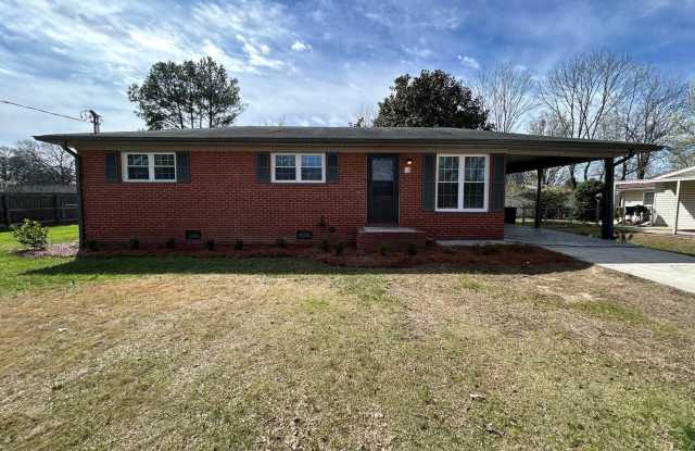 18 Fairhaven Drive NW Gallery 2