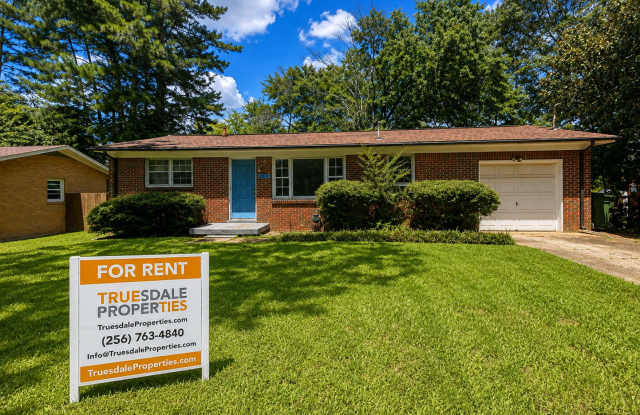 3bedroom 1 bath home with garage and fenced in back yard. Move in special this month! Gallery 1