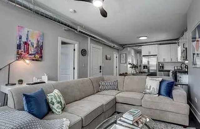 1606 W Waveland Avenue photos photos