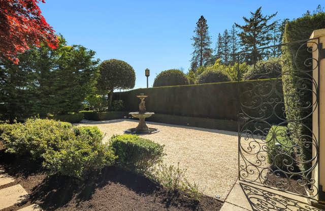 Elegant 4 Bedroom 2.5 Bath Tuscan Style Home in Magnolia West Hill photos photos Elegant 4 Bedroom 2.5 Bath Tuscan Style Home in Magnolia West Hill photos photos