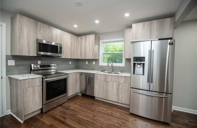 537 Trabert Avenue NW - 537 Trabert Avenue Northwest, Atlanta, GA 30309
