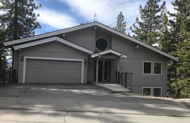 567 Eagle Drive Gallery 2