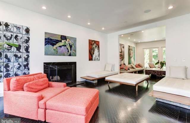 7221 ARMAT DR Gallery 4