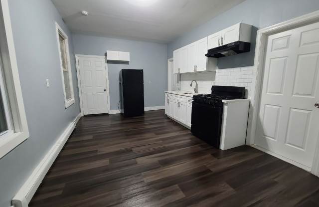 1058 Anna St photos photos