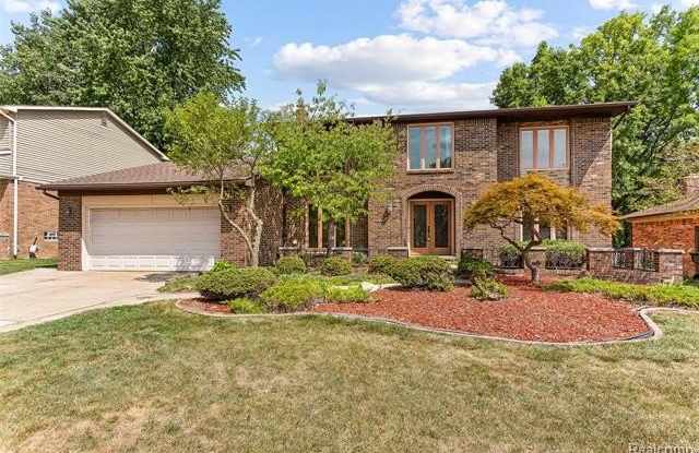 3312 Palm Aire Court photos photos