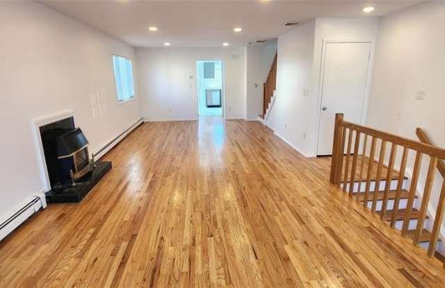 2422 Leighton Street B photos photos
