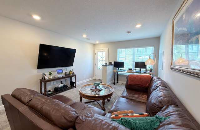10518 Weston Way N Gallery 4