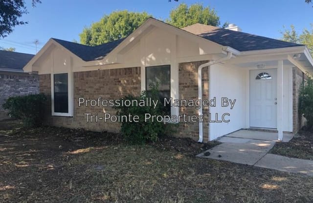 9100 White Settlement Rd - 9100 White Settlement Road, White Settlement, TX 76108