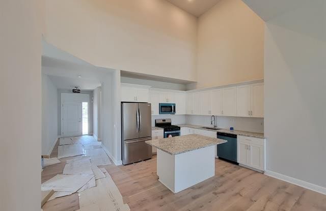 4244 NAVIN FIELD Lane Gallery 3