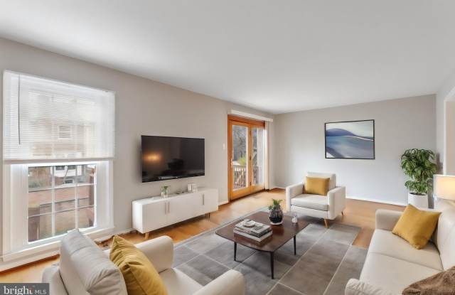 9307 MILLBRANCH PLACE Gallery 2