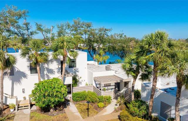 307 TIMBERLAKE DRIVE photos photos