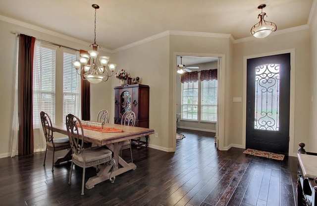 3609 Ashwood Drive Gallery 4